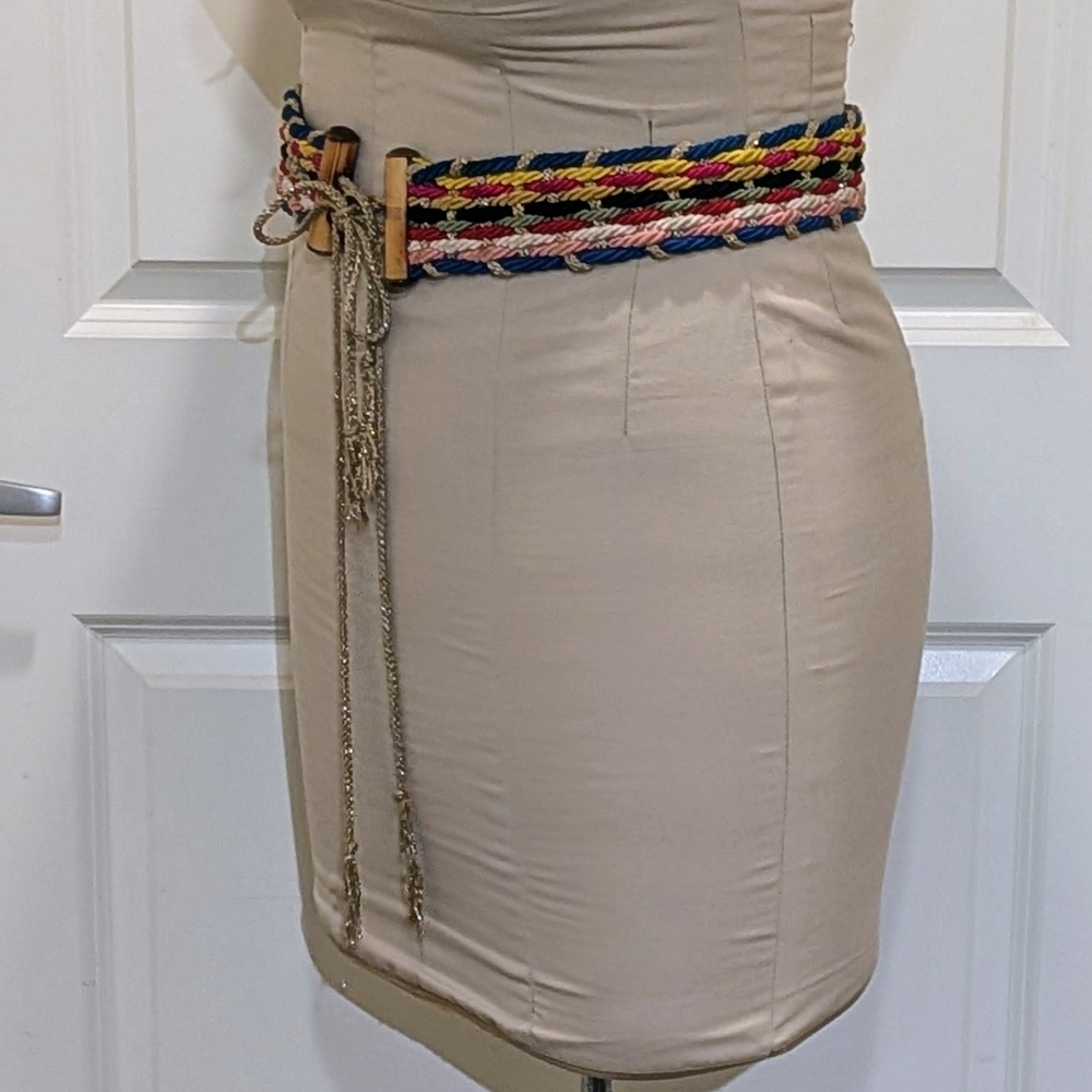 Gorgeous 60s Multicolor Rope Belt with Bamboo Ends and Gold Bow - Picture 3 of 6